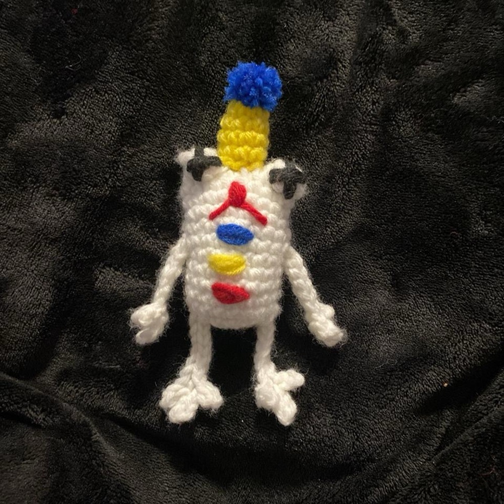 Crochet clown leggy frog
